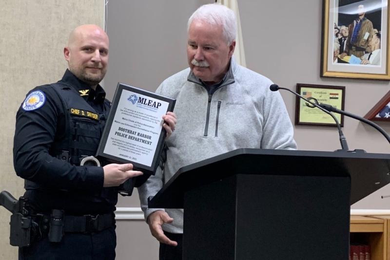 Boothbay Harbor PD receives accreditation